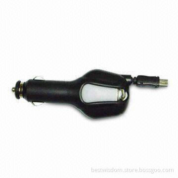 Retractable Mobile Phone Car Charger with 500 to 800mA Charging Rate